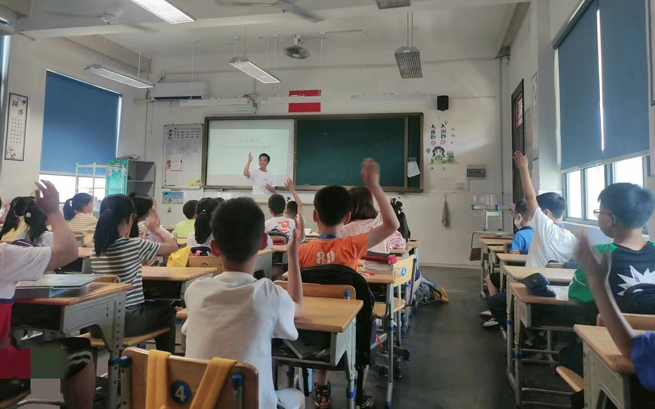 伊春冯家小学